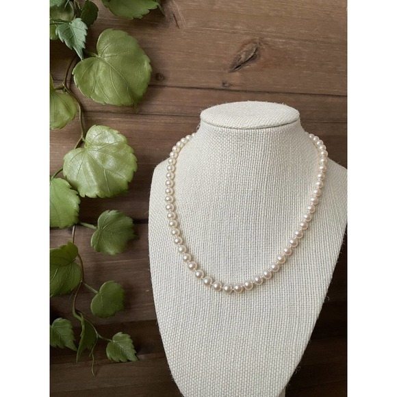 14k White Gold 6mm Pearl Necklace - 17” Hand Knotted - Rose Overtone Lustre - Picture 5 of 12